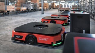 C-MATIC de Linde MH en la estación de carga del almacén de ABS Safety