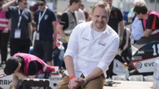 Tim Hannig, Presidente de Fórmula Student Germany, en el circuito de Hockenheim