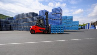 Linde E80 en acción en Gerolsteiner