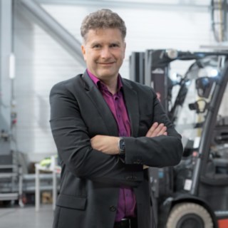 Mark Hanke, Director de Desarrollo Avanzado, Linde Material Handling Mark Hanke, Director de Desarrollo Avanzado, Linde Material Handling