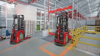 El L-MATIC HD de Linde optimiza los procesos logísticos en Oechsler El L-MATIC HD en acción en Oechsler