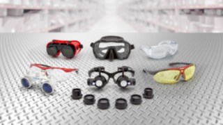 Una variedad de gafas que representan a los recogedores de pedidos de Linde Material Handling