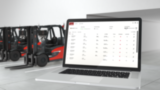 Gestión inteligente de la carga con connect:charger de Linde Material Handling Ordenador portátil con panel de control del connect:charger de Linde