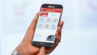 Linde Service Manager le permite controlar su flota de carretillas desde su teléfono móvil Linde Service Manager le permite controlar su flota de carretillas desde su teléfono móvil