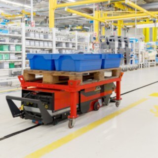 Vehículo guiado automático Vehículo guiado automático