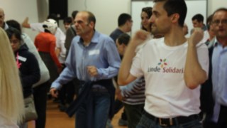 Momentos de la coreografía de Linde Solidaria. Momentos de la coreografía de Linde Solidaria.