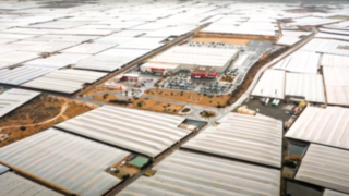 Vicasol, una cooperativa agrícola con sede en la provincia de Almería, ha sido un referente en el procesamiento de frutas y hortalizas. Vicasol, una cooperativa agrícola con sede en la provincia de Almería, ha sido un referente en el procesamiento de frutas y hortalizas.